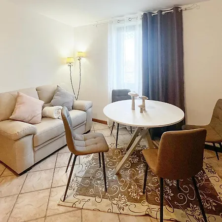 Stunning In Apartment