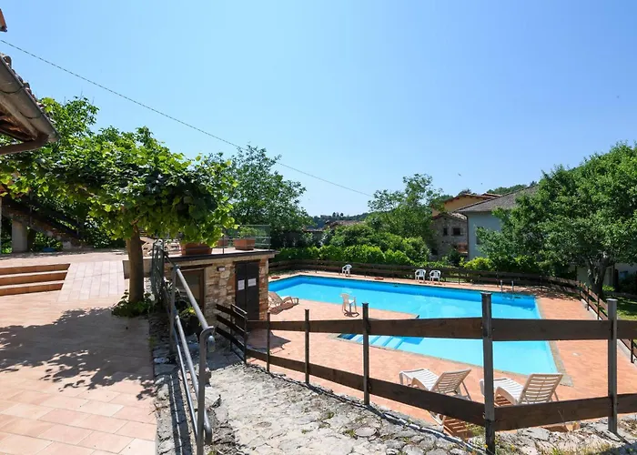 Stunning In Appartamento Montemonaco